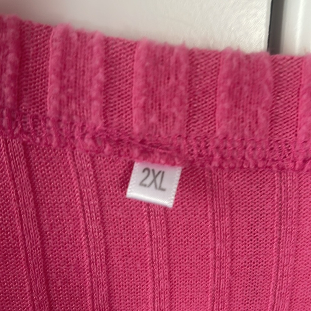 Pink Ribbed V-Neck Sweater - Picture 2 of 4